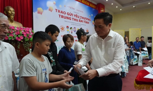 "Trao gửi yêu thương - Trung thu ấm tình” năm 2024